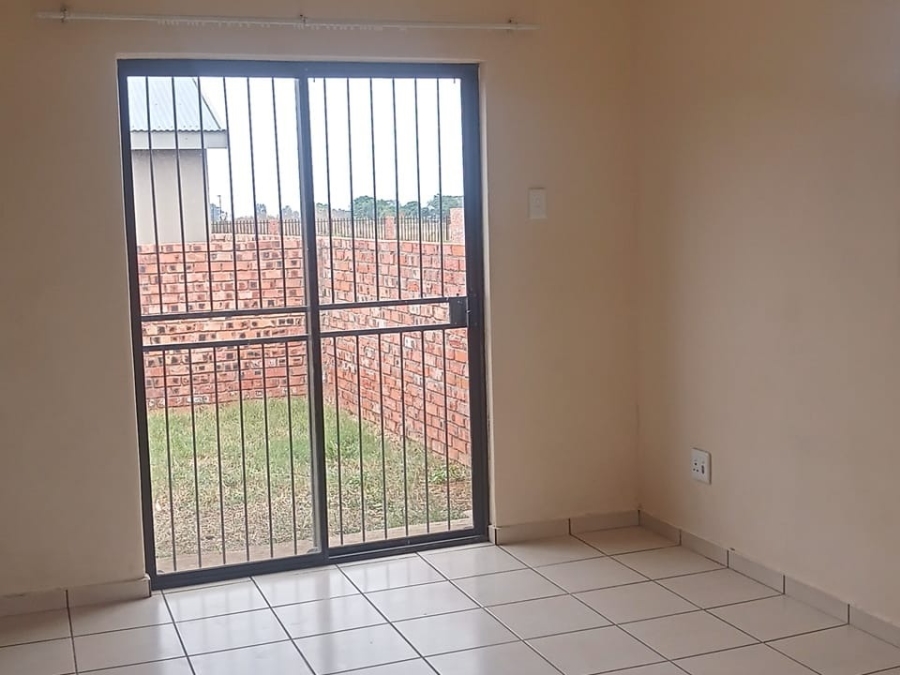 To Let 1 Bedroom Property for Rent in Kellys View Free State